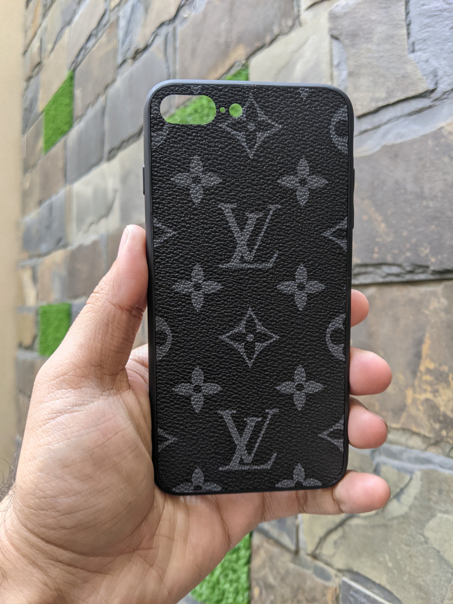 iPhone - Louis Vuitton LV - Black – phonesuit.pk
